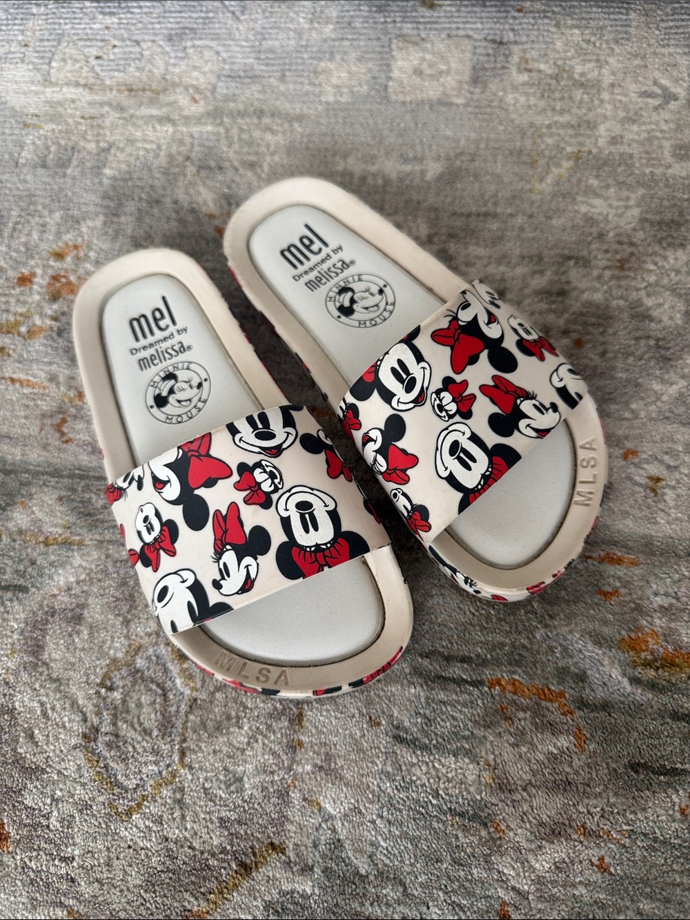 Mel by Melissa Kids Minnie Mouse White, Red & Black Slide Sandals